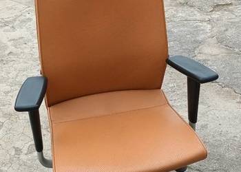 Fotel gabinetowy PROFIM, stan bardzo dobry, atrakcyjna cena