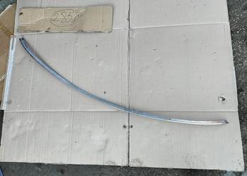 MERCEDES W123 LISTWA ZEWNĘTRZNA CHROM