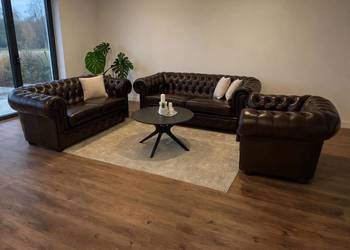 Chesterfield pikowany zestaw wypoczynkowy Producent Meble PYKA