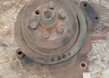 Pompa wody Mercedes 352
