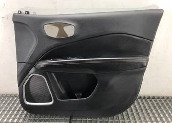 BOCZEK DRZWI PRAWY PRZÓD JEEP COMPASS MP 4GIBAD057 SUV TAPICERKA