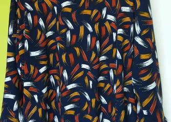 XL(50) Przemiła bluzka granatowe tło