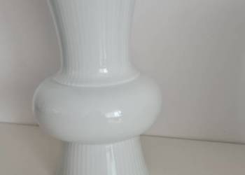 Duży wazon  biała sygnowana porcelana