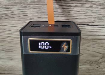 Mega powerbank 22.5W 24 x aku 18650 poj. 48000mAh LED skręcany QC PD