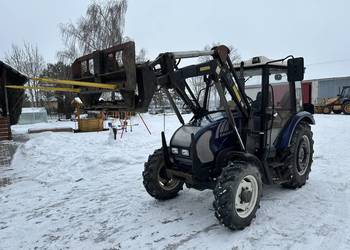 Farmtrac 555 DT Krajowy Ciągnik Rolniczy z napędem 4x4 i Turem z 2014 roku