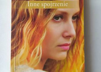 INNE SPOJRZENIE – Rosamunde Pilcher