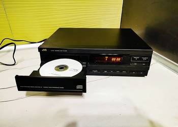 Odtwarzacz CD JVC XL-E31 BK