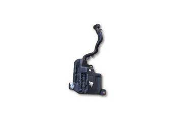 Zbiorniczek płynu do spryskiwaczy Mercedes W246 A2468601160 A2468690220