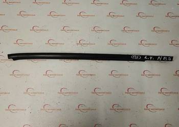 NISSAN JUKE 10r listwa zgarniająca lewa tył