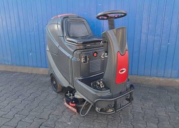 Automat Szorująco Zbierający samojezdny VIPER AS 710R /Nilfisk Karcher