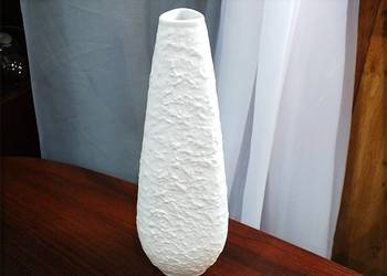 Biały Trójkątny Wazon Metzler & Ortloff Turyngia Ceramika z lat 60-tych