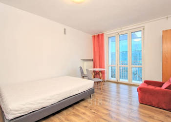 Kawalerka na Mokotowie z Miejscem Parkingowym