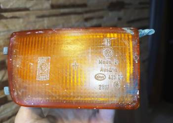 VW Vento, Golf mk3 - lampa kierunkowskaz światło kierunek migacz ZKW Austra