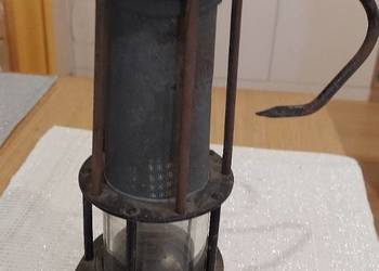 Stara lampa górnicza. Oryginał.