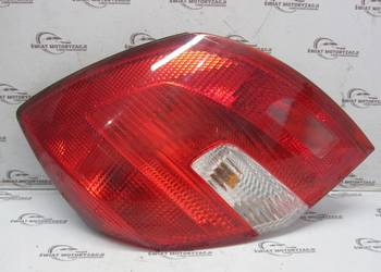SKODA FABIA II lampa prawa tył 5J6945112