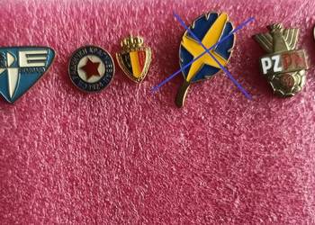 Odznaki klubowe na wymianę