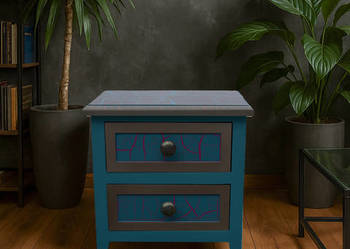 Szafeczka nocna w stylu orientalnym ręcznie ozdobiona.