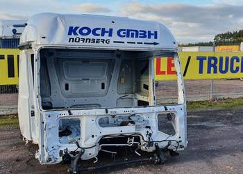 MERCEDES ACTROS MP4 KABINA