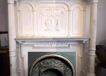 Portal kominkowy z I poł. XIX w. Portal kominkowy z I poł. XIX w.