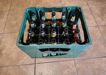 Skrzynka na piwo , butelki 80 szt