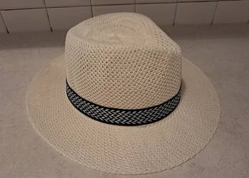 Kapelusz letni kremowy, do sprzedania