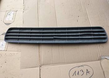 AUDI 80 B4 8A0807683 ŚRODKOWA KRATKA ZDERZAKA PRZEDNIEGO AUDI 80 B4 8A0807683 ŚRODKOWA KRATKA ZDERZAKA PRZEDNIEGO