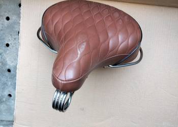 Siodełko rowerowe Velo Diamond brązowe.