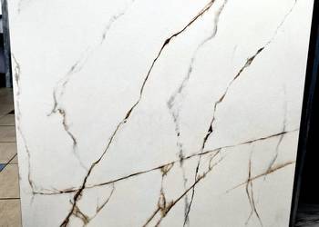Gres marmuropodobny 60x60 CALACATTA CARRARA złoto
