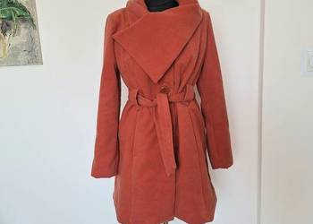 Przepiękny pastelowy koralowy płaszcz wełniany 38 wełna
