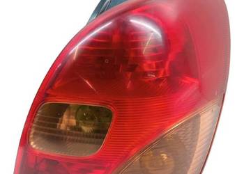 LAMPA TYŁ  PRAWA 5D HB  Toyota Corolla Verso I (2001-2004)