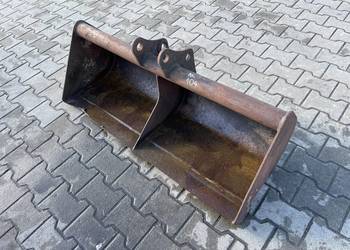 Łyżka skarpowa minikoparki 120 cm szerokości sworzeń fi 35mm (104)