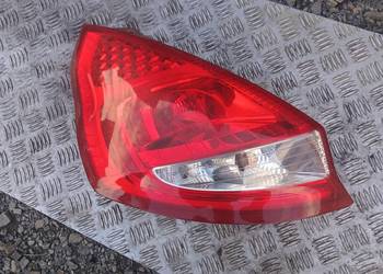 Lampa lewa tylna Ford Fiesta Mk7 VII EU 5D HB 8A6113405A, 08-12r