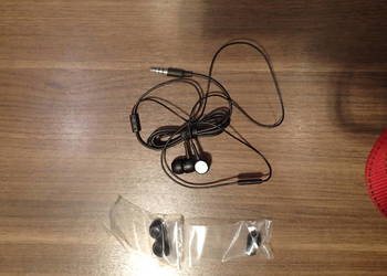 LG słuchawki z mikrofonem SGEY0007610 - czarne