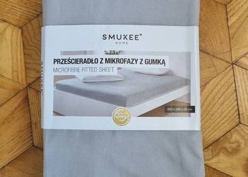 SMUKEE Prześcieradło z mikrofazy z gumką 200 x 200 x 25 cm