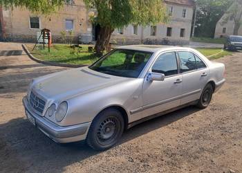 Mercedes Benz W210
