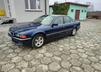 bmw seria 7 rzędowa 6 2.8 l mało pali