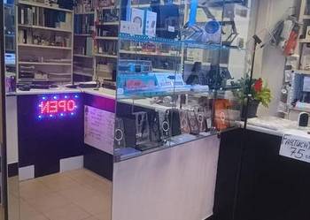 Na sprzedaż: działający punkt XERO i Sklep Papierniczy przy uczelni