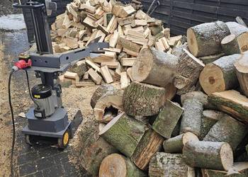 Wynajejem, usluga , Łuparka do drzewa. Nie tani sprzęt z marketu.