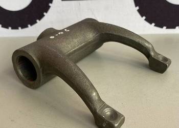 Widełki łożyska oporowego Case, Ford, New Holland 4993814 ORYGINAŁ CNH