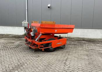 Sadzarka structural do ziemniaków podkiełkowanych