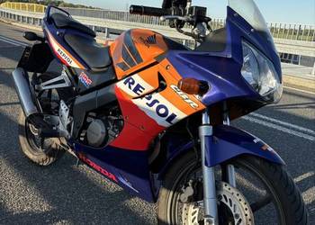 Honda CBR125R 125 cm³ | 2006 r. | Gaźnik | 25 000 km