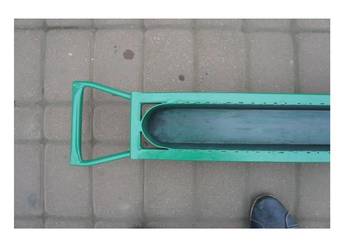 Forma słupków do siatki sadu szpaleru 220cm KARKON