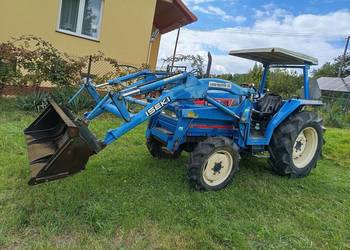 Iseki TA 337 Traktor traktorek Japoński napęd 4x4 wspomaganie Tur 34 KM