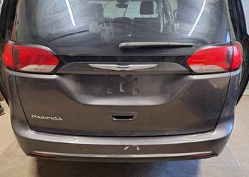 Klapa bagażnika Chrysler Pacifica 2017- części PAU