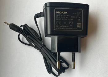 Ładowarka NOKIA  AC-3E cienki bolec, używana