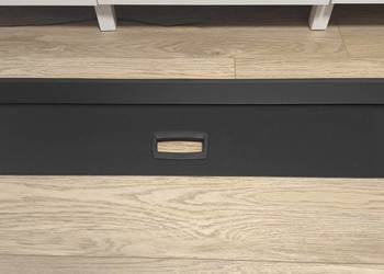 Roleta bagażnika Corolla E21 2024