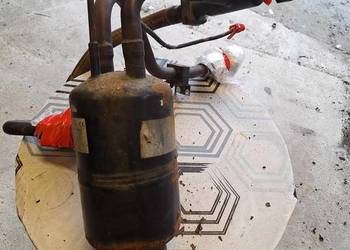 Zbiorniczek freonu agregat Carrier Supra 950 mt
