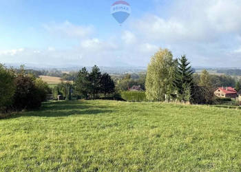 Działka pog górą Chełm