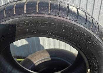 Sprzedam komplet opon letnich marki Nokian w rozmiarze 175/65 R14.