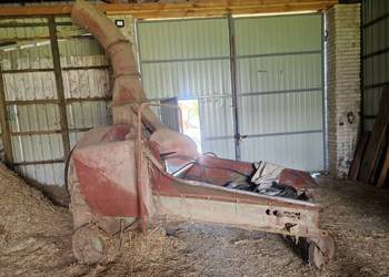 Sieczkarnia do słomy 11 KW ładny stan Sieczkarnia do słomy 11 KW ładny stan